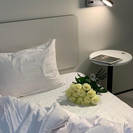 אודסה Ultramarinn Hotel מראה חיצוני תמונה
