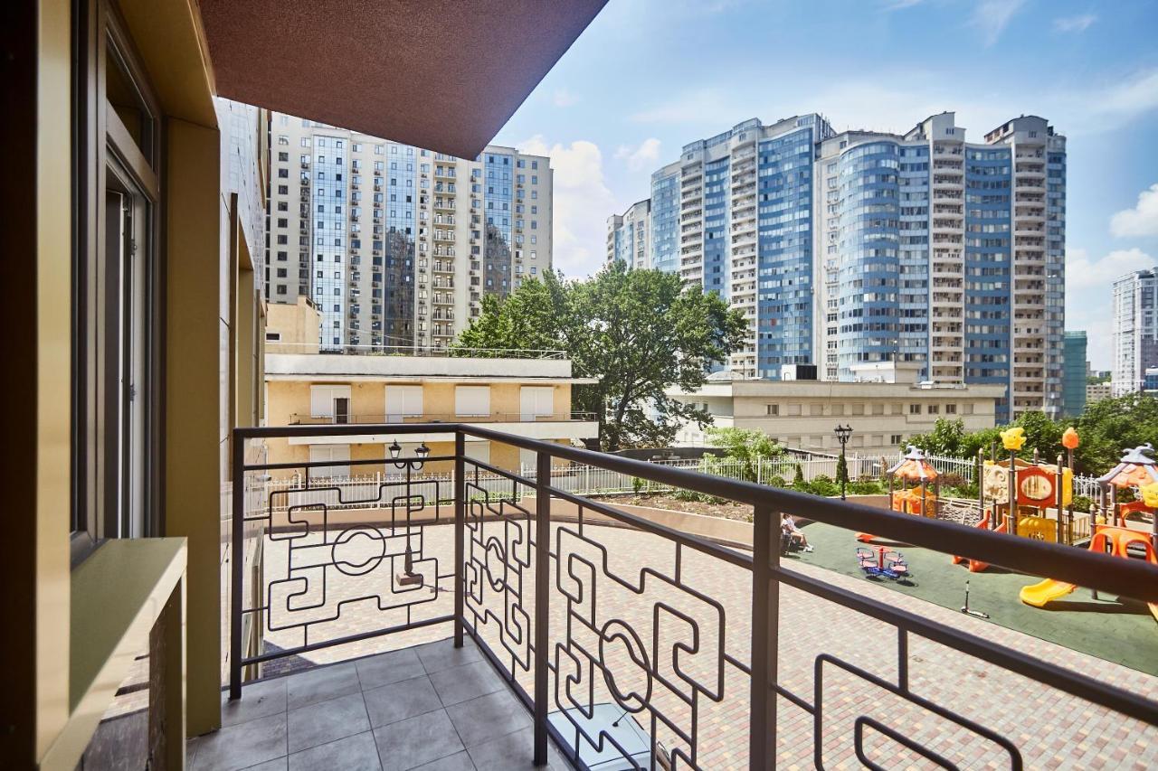 אודסה Ultramarinn Hotel מראה חיצוני תמונה